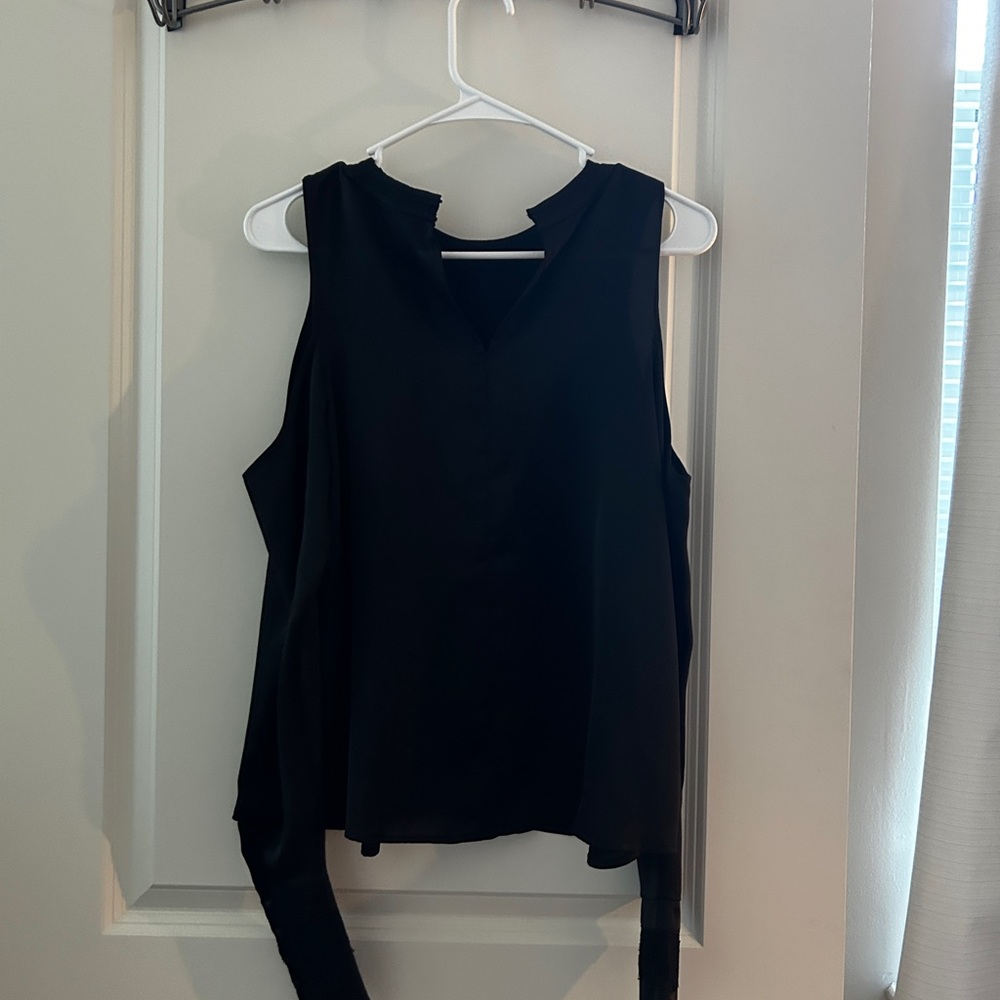Black Sleeveless Top